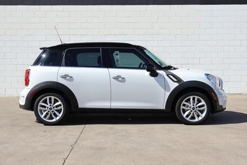 2012 MINI Cooper S Countryman Base