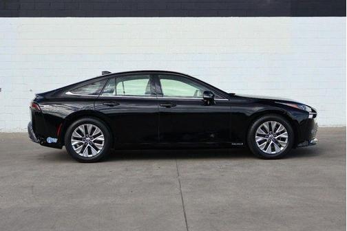 2021 Toyota Mirai Base