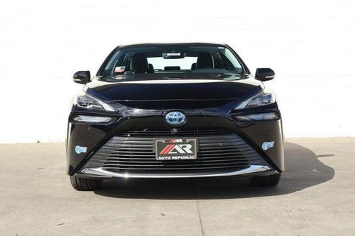 2021 Toyota Mirai Base