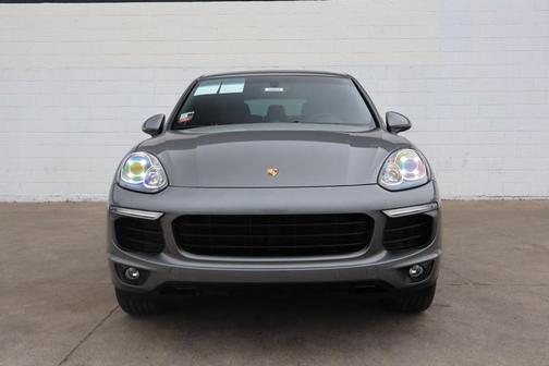 2016 Porsche Cayenne Cayenne