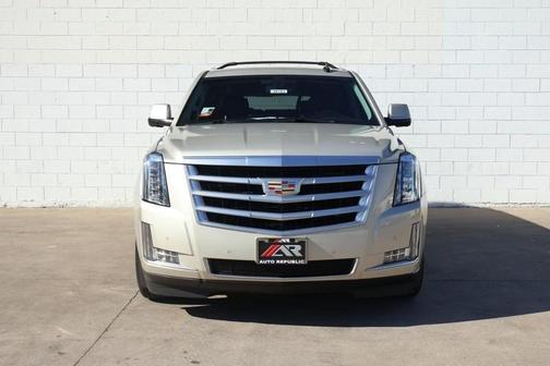 2016 Cadillac Escalade ESV Standard