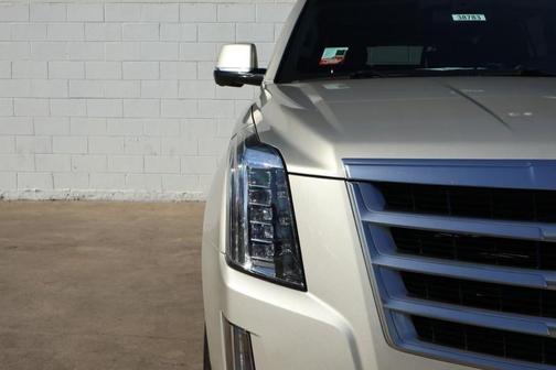 2016 Cadillac Escalade ESV Standard