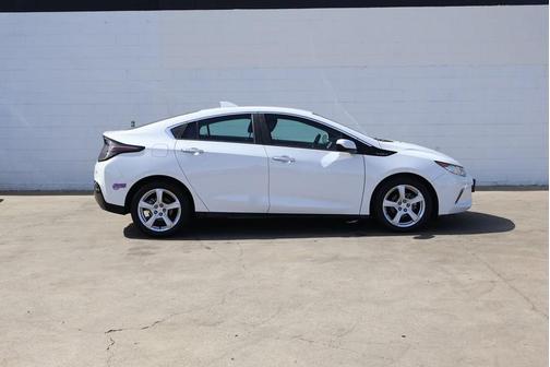 2018 Chevrolet Volt LT