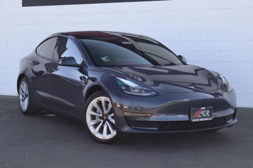 2022 Tesla Model 3 Long Range