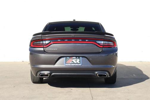 2019 Dodge Charger SXT
