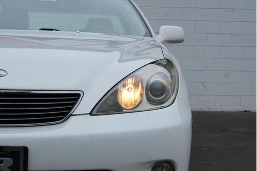 2005 Lexus ES 330 Base