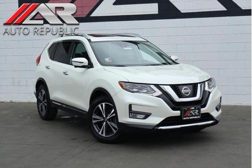 2017 Nissan Rogue SL