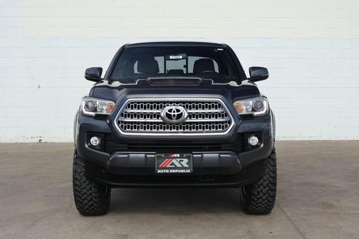 2016 Toyota Tacoma SR5