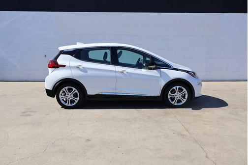 2017 Chevrolet Bolt EV LT