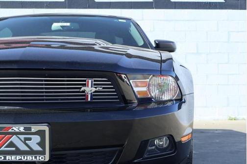 2011 Ford Mustang V6 Premium