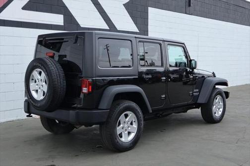 2016 Jeep Wrangler Unlimited Sport
