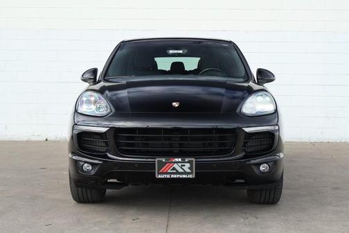 2017 Porsche Cayenne S