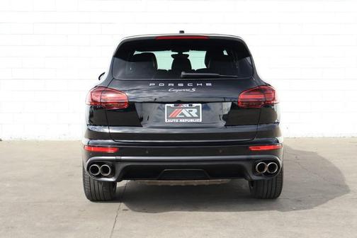 2017 Porsche Cayenne S
