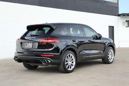 2017 Porsche Cayenne S