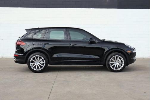 2017 Porsche Cayenne S