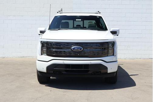 Star White Metallic Tri-Coat 2023 Ford F-150 Lightning Platinum