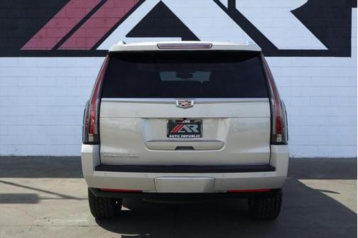 2017 Cadillac Escalade Base
