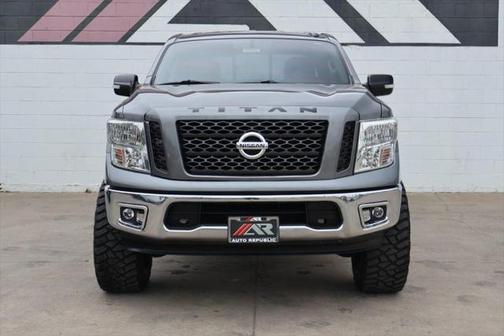 2019 Nissan Titan SV