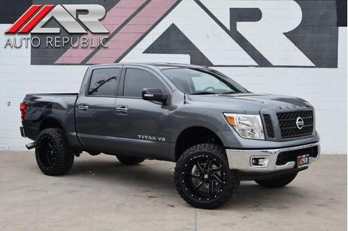 2019 Nissan Titan SV