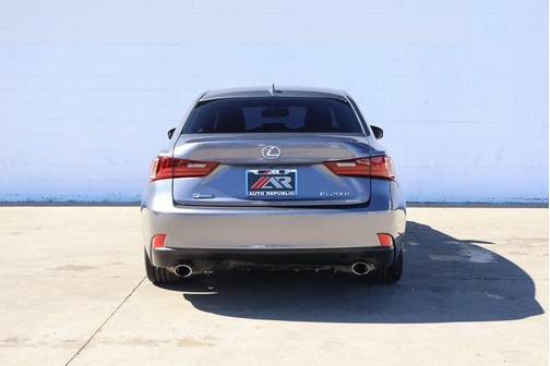 2016 Lexus IS 200t Base