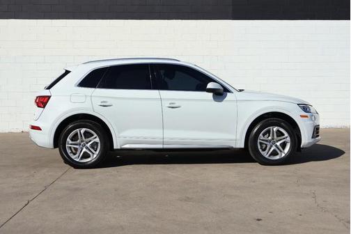 2019 Audi Q5 45 Premium