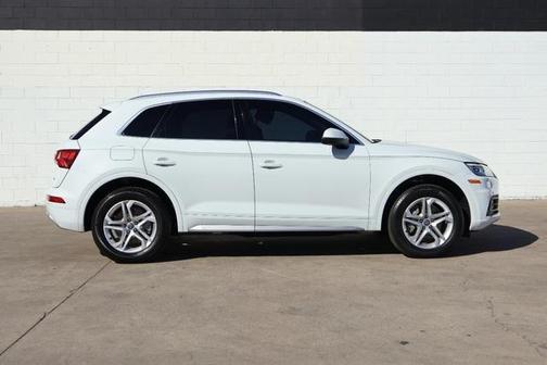2019 Audi Q5 45 Premium