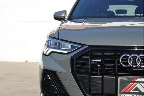 2022 Audi Q3 45 S line Premium Plus
