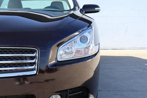 2010 Nissan Maxima SV