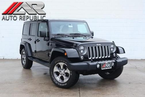 2017 Jeep Wrangler Unlimited Sahara