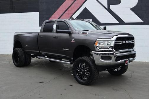 2020 RAM 3500 Tradesman Crew Cab 4x4 8' Box