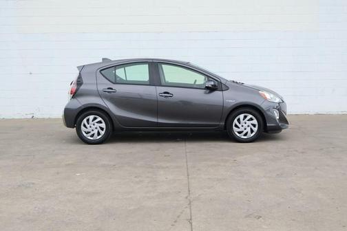 2015 Toyota Prius c Three