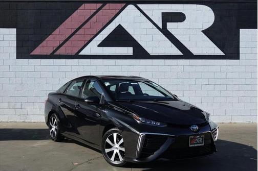 2017 Toyota Mirai Base