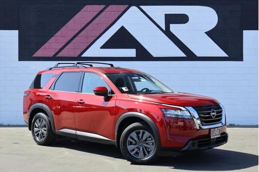 2022 Nissan Pathfinder SV 2WD