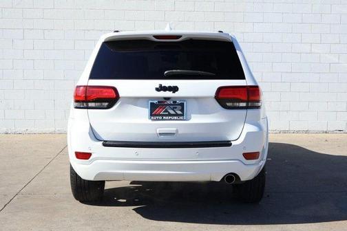 2018 Jeep Grand Cherokee Altitude