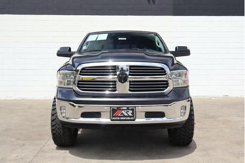 Maximum Steel Metallic Clearcoat 2017 RAM 1500 Big Horn