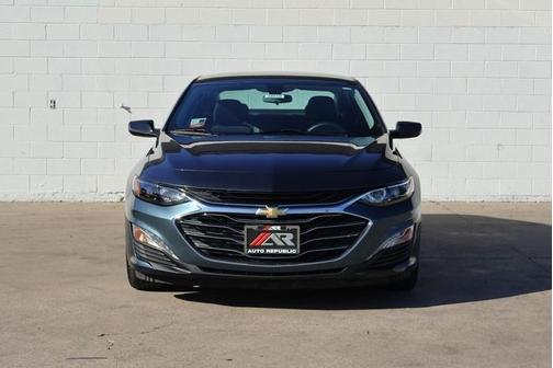 2019 Chevrolet Malibu Hybrid Base