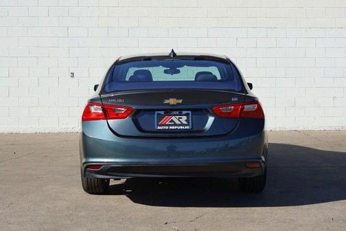 2019 Chevrolet Malibu Hybrid Base