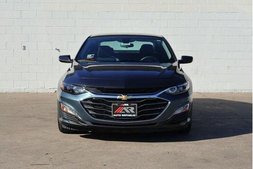 2019 Chevrolet Malibu Hybrid Base