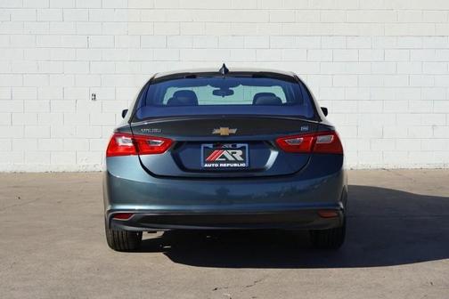 2019 Chevrolet Malibu Hybrid Base