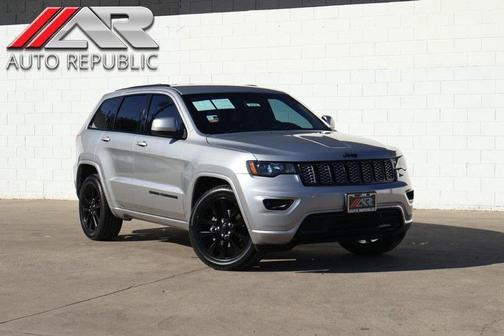 2018 Jeep Grand Cherokee Altitude