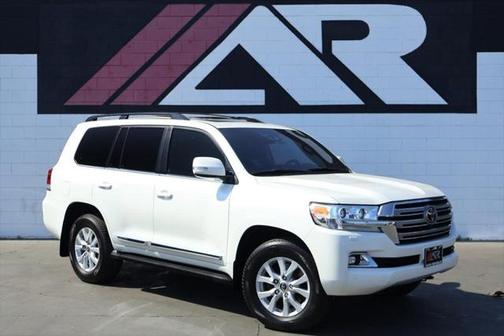 2016 Toyota Land Cruiser Base