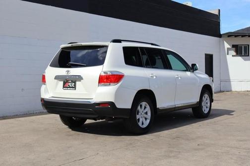 2013 Toyota Highlander SE