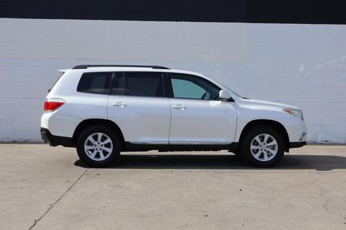 2013 Toyota Highlander SE