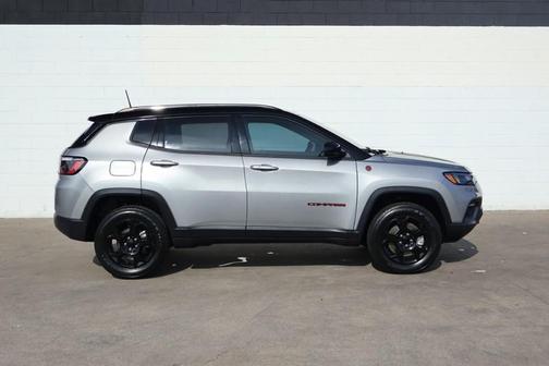 2023 Jeep Compass Trailhawk