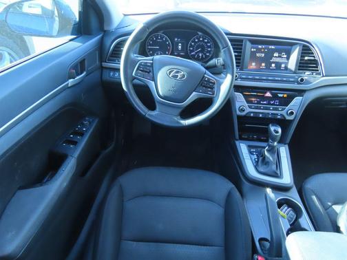 2017 Hyundai ELANTRA Value Edition