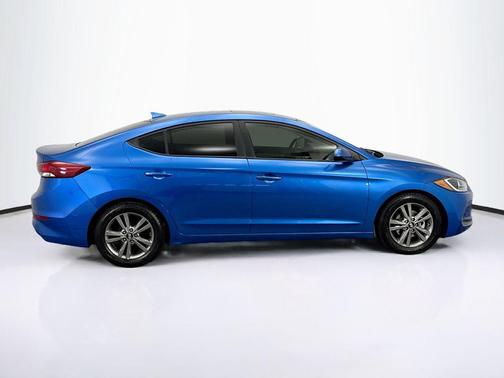 2017 Hyundai ELANTRA Value Edition