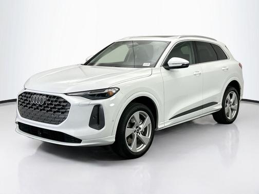 2025 Audi Q5 Premium Plus TFSI quattro S tronic