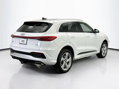 2025 Audi Q5 Premium Plus TFSI quattro S tronic