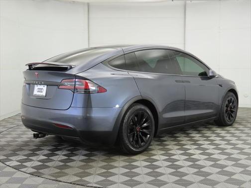 2019 Tesla Model X Long Range