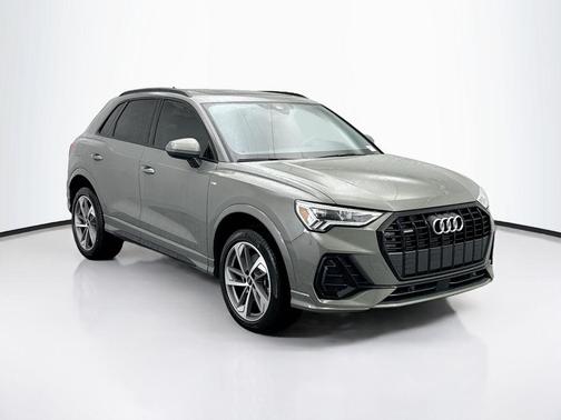 2025 Audi Q3 Premium 45 TFSI S line quattro Tiptronic